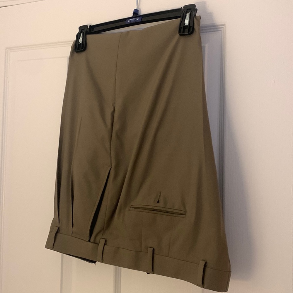 Green Arrow Men’s Dressed Pants (38/29)